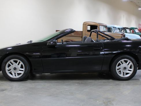 Used 1995 Chevrolet Camaro Z28 RWD image 4