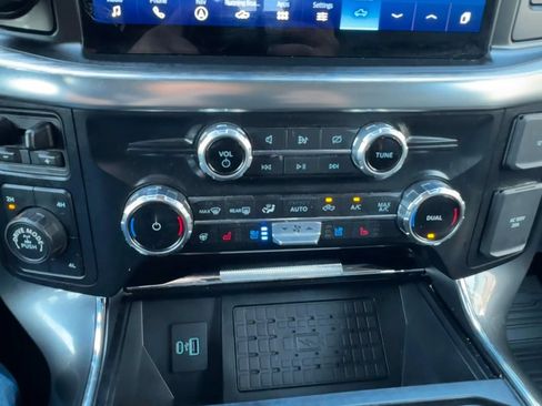 Used 2023 Ford F150 Lariat w/ Equipment Group 502A High AWD/4WD image 17