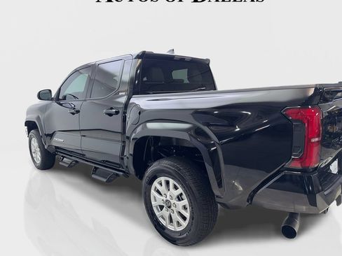 Used 2026 Toyota Tacoma SR5 AWD/4WD image 14