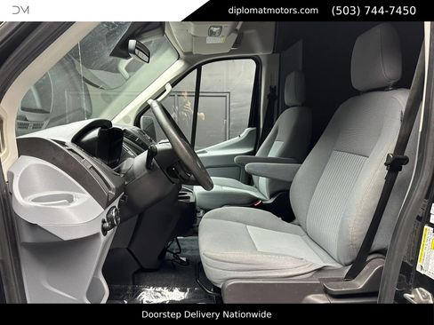 Used 2015 Ford Transit 250 148 Medium Roof image 18
