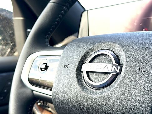 New 2026 Nissan Armada SL w/ Captain's Chari Seat Package AWD/4WD image 19