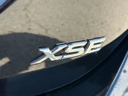 Used 2024 Toyota Camry XSE FWD image 11