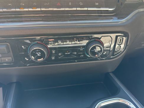 Used 2025 Chevrolet Silverado 1500 RST w/ RST All Star Premium Package AWD/4WD image 34