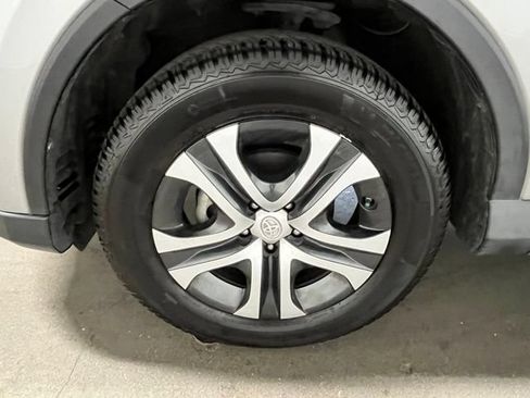 Used 2018 Toyota RAV4 LE w/ All Weather Liner Package AWD/4WD image 28