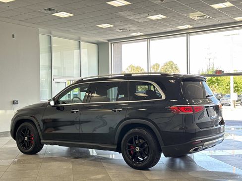 Used 2020 Mercedes-Benz GLS 450 4MATIC image 7