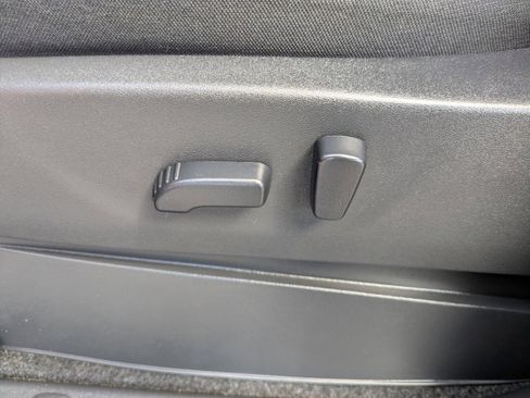 Used 2022 Nissan Frontier Pro-X w/ Technology Package image 17