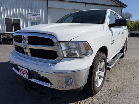 Used 2016 RAM 1500 Classic SLT AWD/4WD image 11