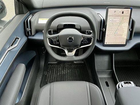 New 2026 Volvo EX30 Cross Country Ultra w/ Protection Package Premier AWD/4WD image 5