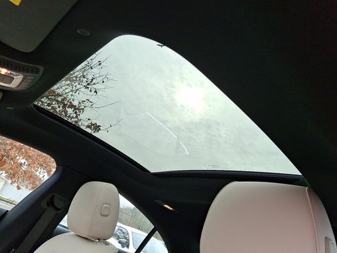 Used 2025 Mercedes-Benz CLA 250 4MATIC image 14