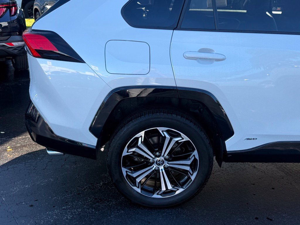 Used 2023 Toyota RAV4 XSE w/ Weather Package AWD/4WD image 8