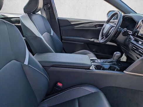 Certified 2025 Toyota Camry SE image 20