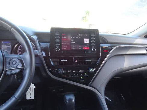 Certified 2022 Toyota Camry SE image 26