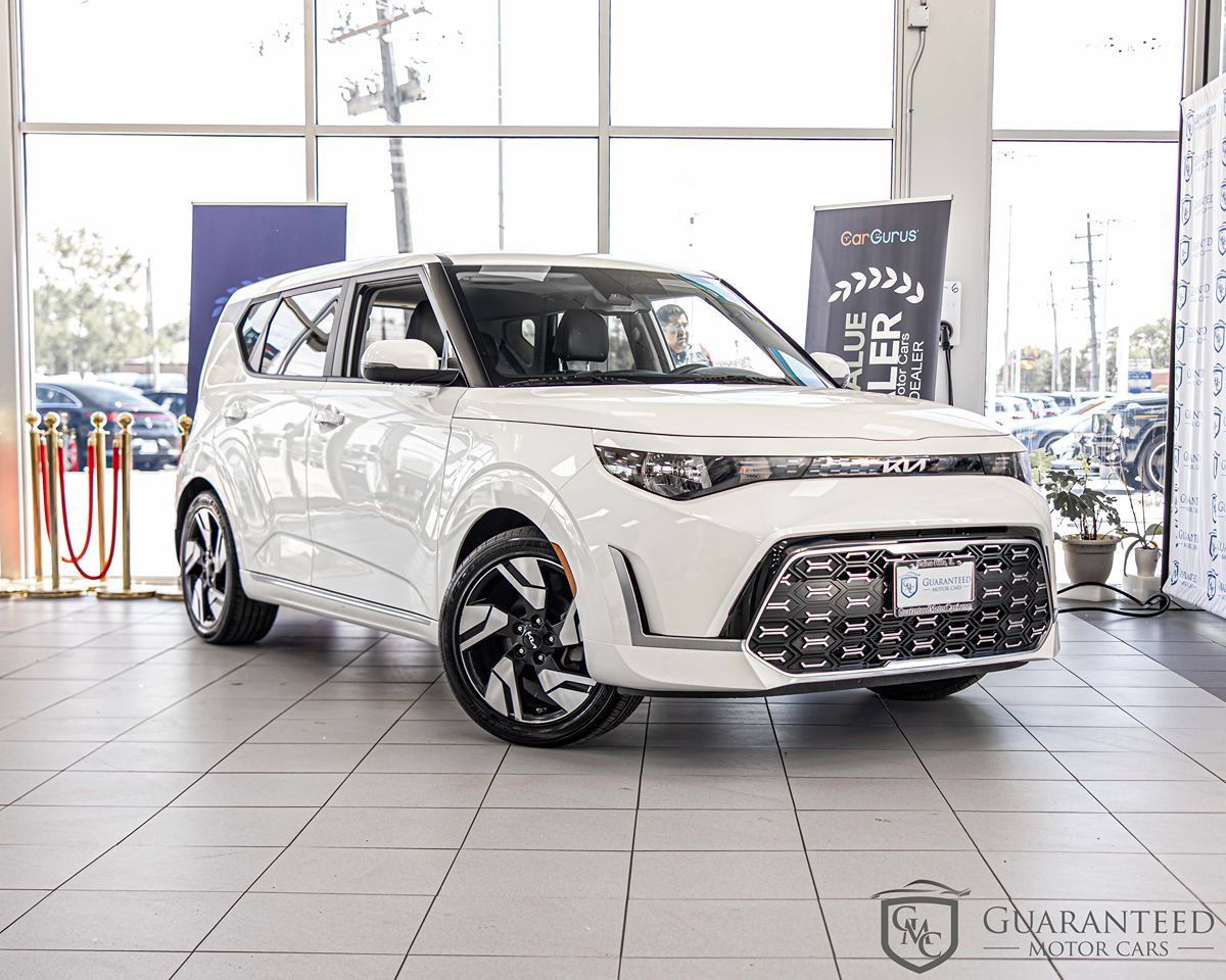 Used 2023 Kia Soul GT-Line FWD image 3
