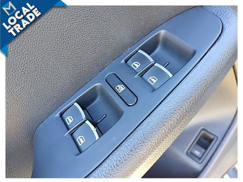 Used 2017 Volkswagen Jetta SEL image 19