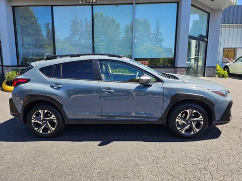Used 2024 Subaru Crosstrek 2.0i Premium AWD/4WD image 8