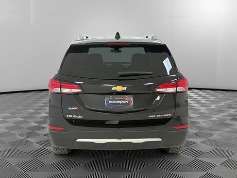Used 2023 Chevrolet Equinox Premier AWD/4WD image 4