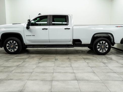 Used 2024 Chevrolet Silverado 2500 Custom w/ Custom Value Package AWD/4WD image 7