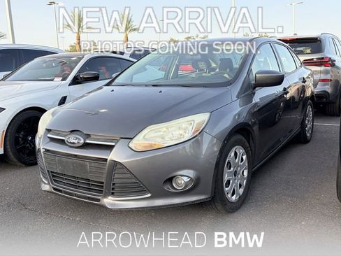 Used 2012 Ford Focus SE FWD image 1
