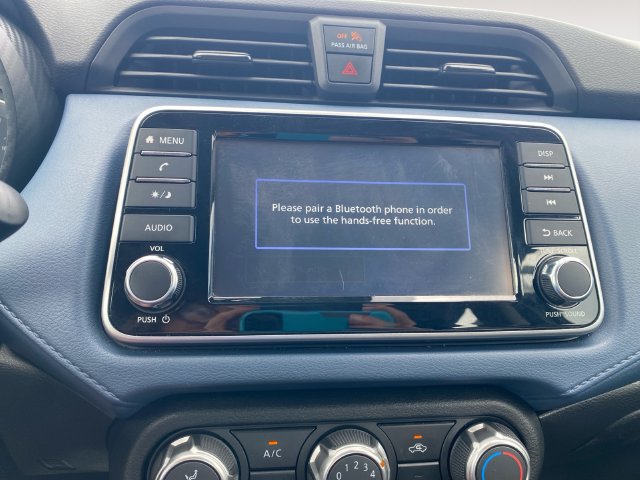 Used 2025 Nissan Versa SV FWD image 24
