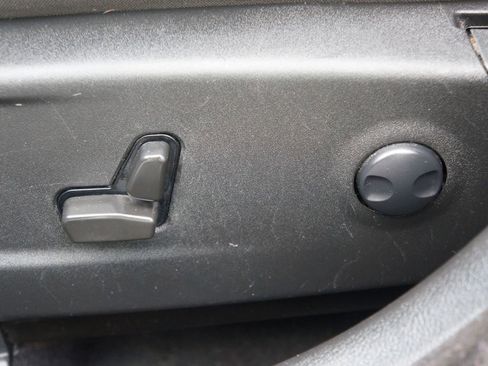 Used 2022 Dodge Charger GT image 31