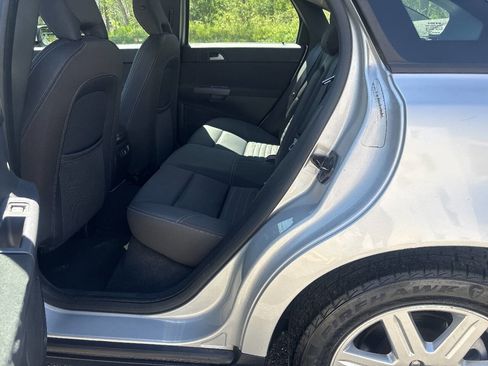 Used 2007 Volvo S40 2.4i FWD image 21