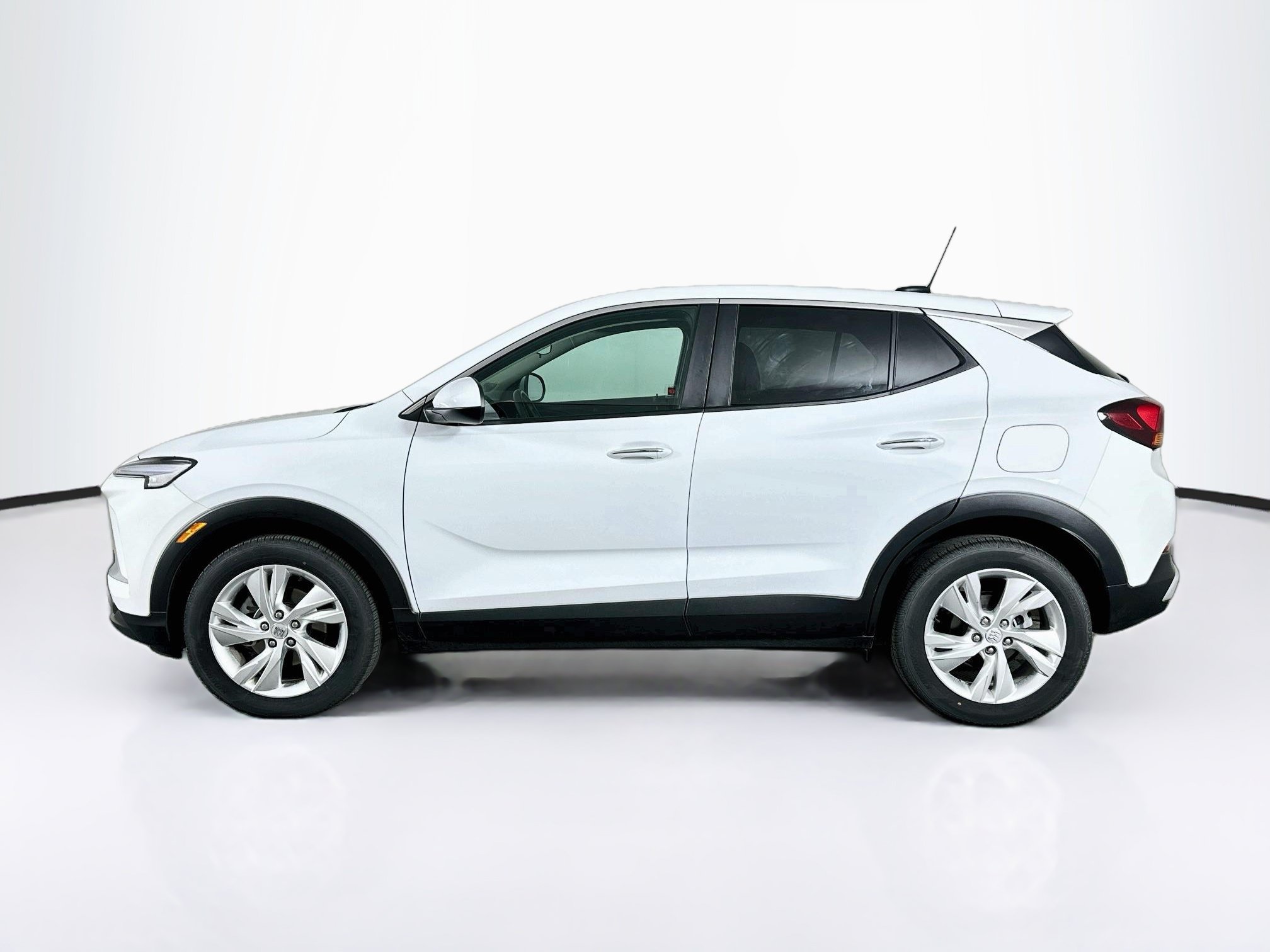 Used 2026 Buick Encore GX Preferred FWD image 4