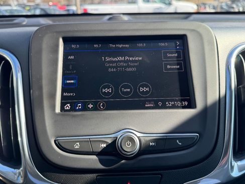 Used 2020 Chevrolet Equinox LT image 19