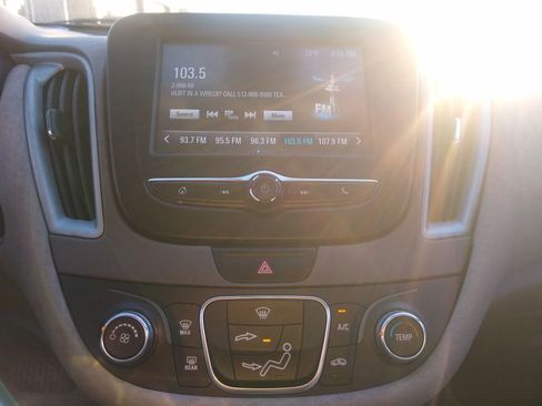 Used 2018 Chevrolet Malibu LS w/ LPO, Convenience Package 1 image 19