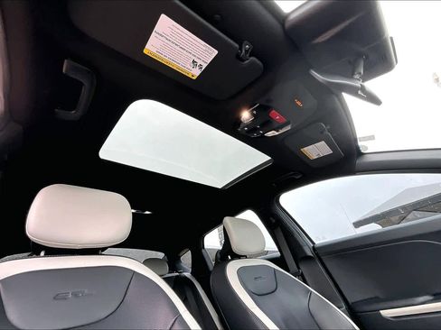 Used 2025 Kia K4 GT-Line w/ GT-Line Premium Package image 14