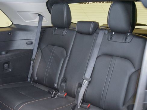 Used 2024 MAZDA CX-90 3.3 Turbo w/ Preferred Plus image 14