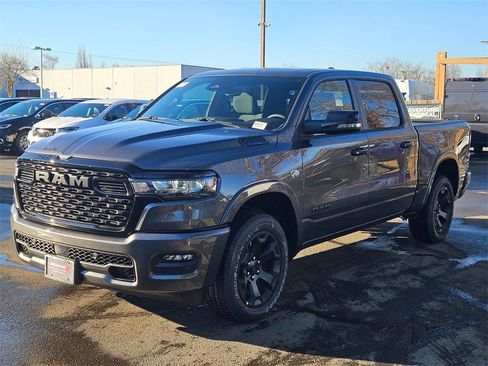 New 2026 RAM 1500 4x4 Crew Cab image 3