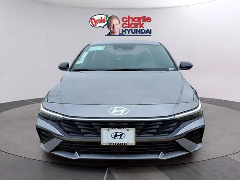 New 2026 Hyundai Elantra SEL Sport Premium FWD image 7