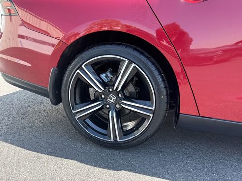 Used 2023 Honda Accord Sport image 9