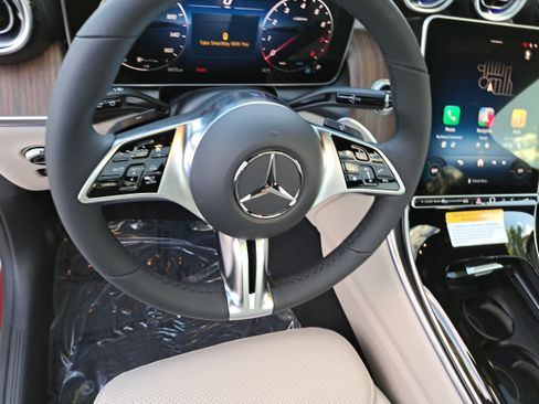 New 2026 Mercedes-Benz GLC 300 4MATIC image 17