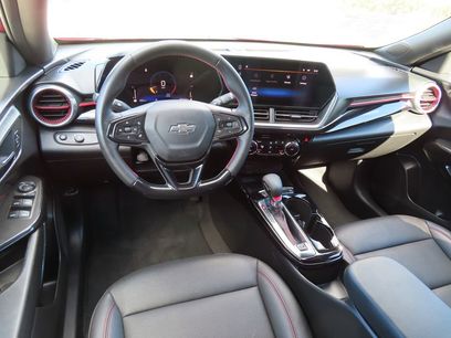 Used 2025 Chevrolet Trax RS w/ Sunroof Package