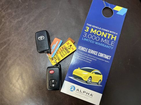 Used 2010 Toyota Prius Two image 28