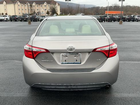Used 2015 Toyota Corolla LE image 6