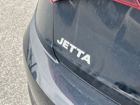 Used 2019 Volkswagen Jetta SE FWD image 24