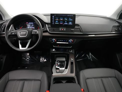 Used 2023 Audi Q5 2.0T Premium w/ Convenience Package AWD/4WD image 8