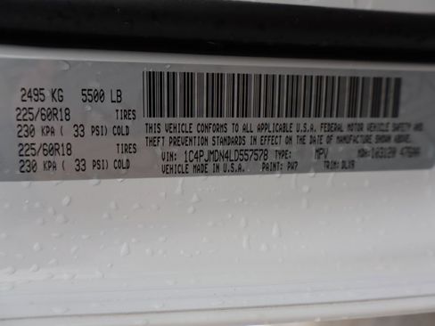 Used 2020 Jeep Cherokee Limited image 48