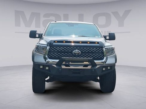 Used 2018 Toyota Tundra SR5 w/ TRD Off Road Package AWD/4WD image 8