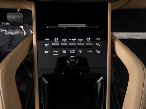 Certified 2026 Porsche Cayenne E-Hybrid AWD/4WD image 20