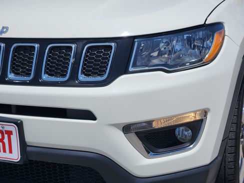 Used 2019 Jeep Compass Limited FWD image 8