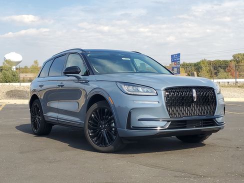 New 2026 Lincoln Corsair Premiere image 1