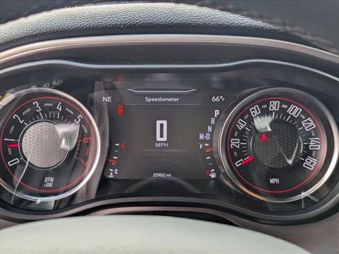 Used 2022 Dodge Challenger R/T image 10