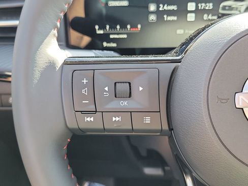 New 2026 Nissan Kicks SR w/ SR Premium Package FWD image 6
