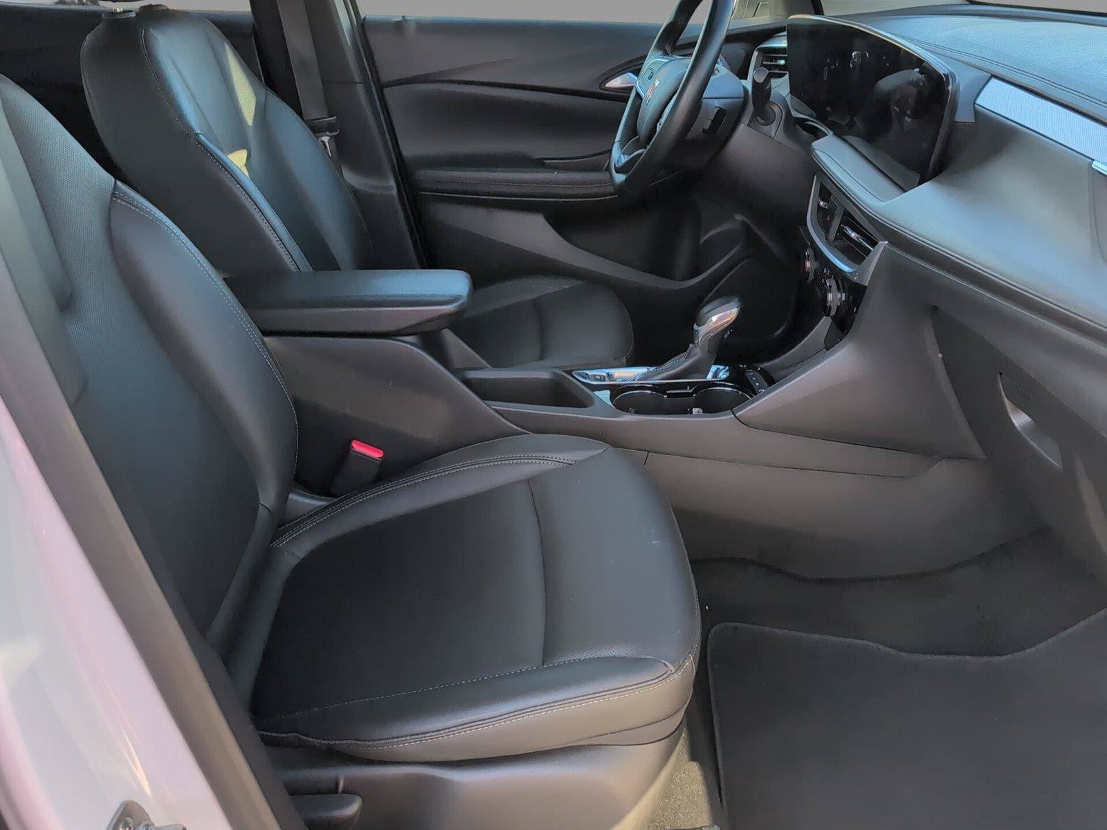 Used 2024 Buick Encore GX Sport Touring AWD/4WD image 37