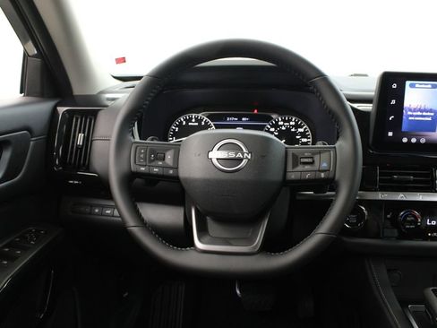 New 2026 Nissan Pathfinder SV image 22