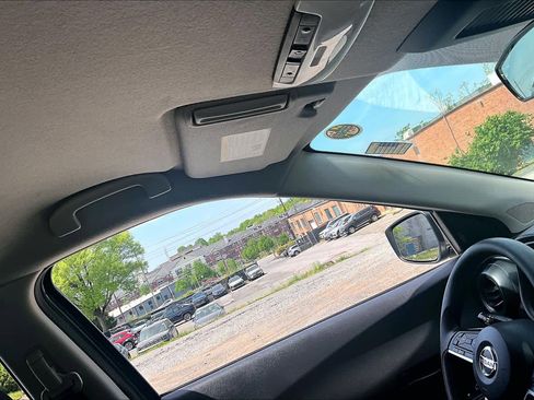 Used 2021 Nissan Kicks S FWD image 14