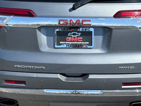 Used 2022 GMC Acadia Denali w/ Denali Ultimate Package AWD/4WD image 52